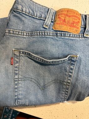 Levi's 512’s Light Wash Blue Relaxed Fit Jeans